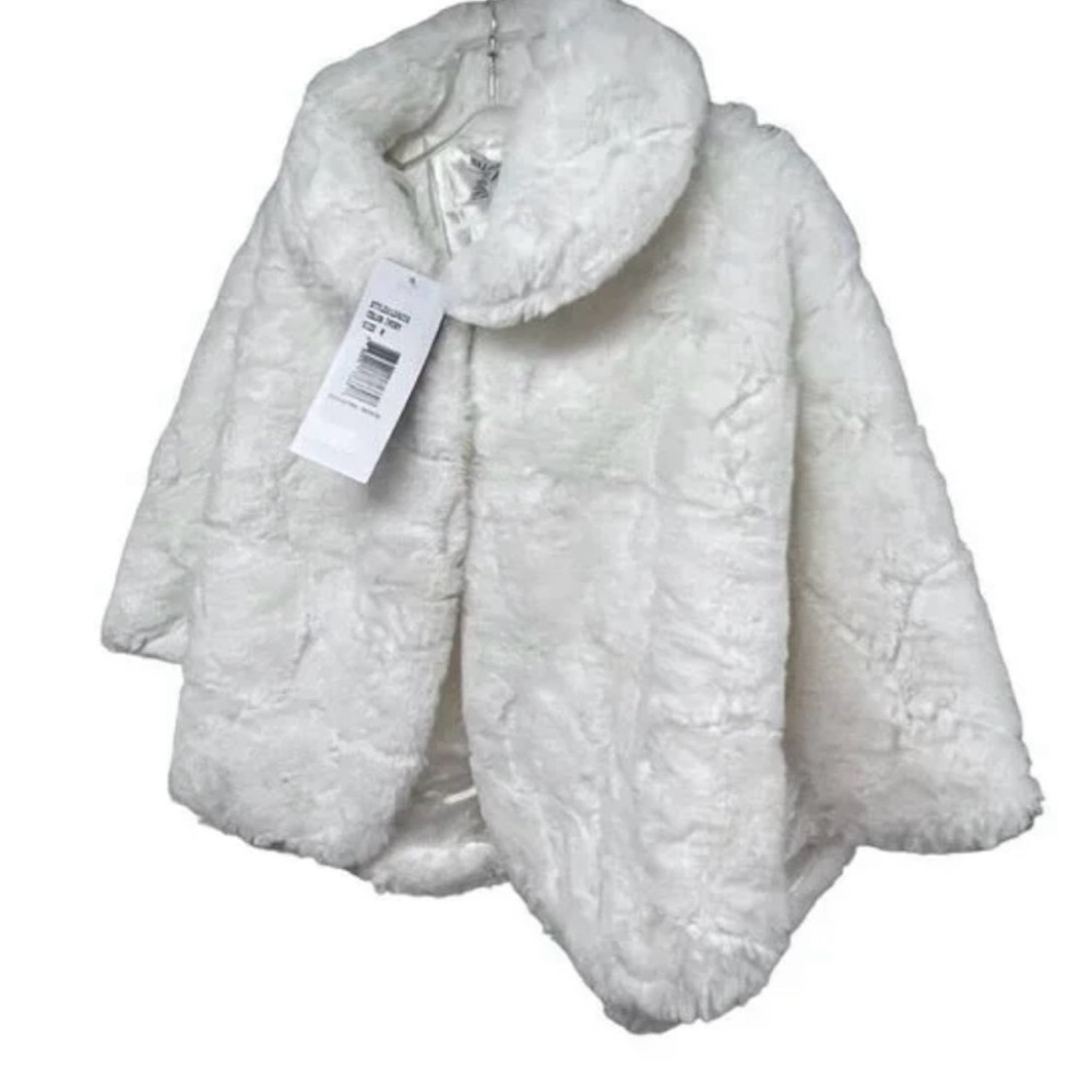 Nina Leonard Ivory Faux Fur Cape/Shawl